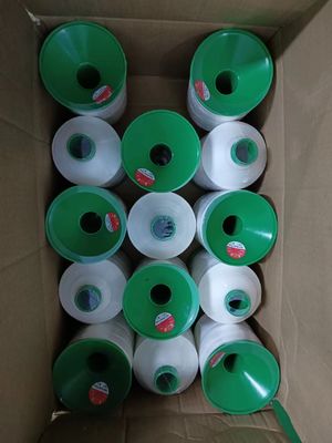 V-92 16oz. 6000Y 화이트 UV 결합 된 폴리에스터 가닥