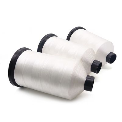 백색 폴리에스터 꿰매기 실 MERCERIZED 210d/3 쿼일팅 머신 1000g 210d/3