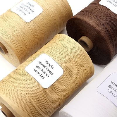 100% 폴리에스테르 1kg 색상 손으로 꿰매고 평평한 Wax Thread 240 색상 가죽 제품을 위해