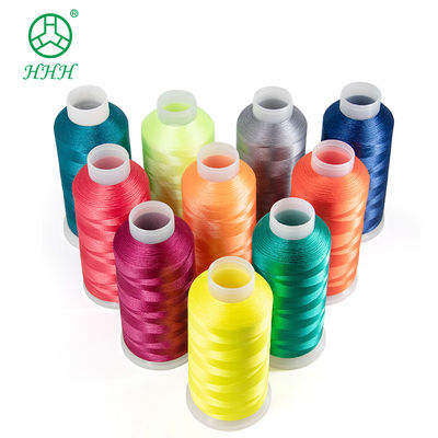 OEM ODM 수용 120D / 2 비스코스 라이온 브로더링 실과 플라스틱 콘